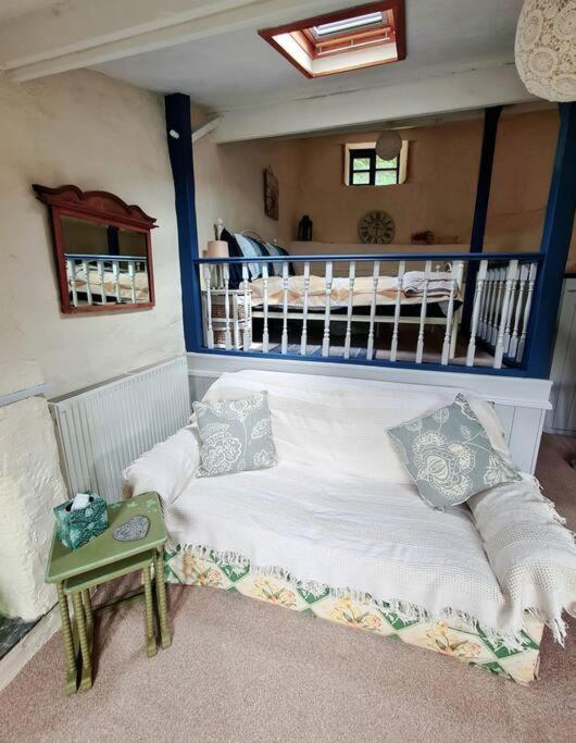 Mill Cottage Garden Annexe Ньютон Эбэт Экстерьер фото